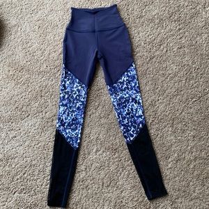 Beyond Yoga Mesh Leggings XS